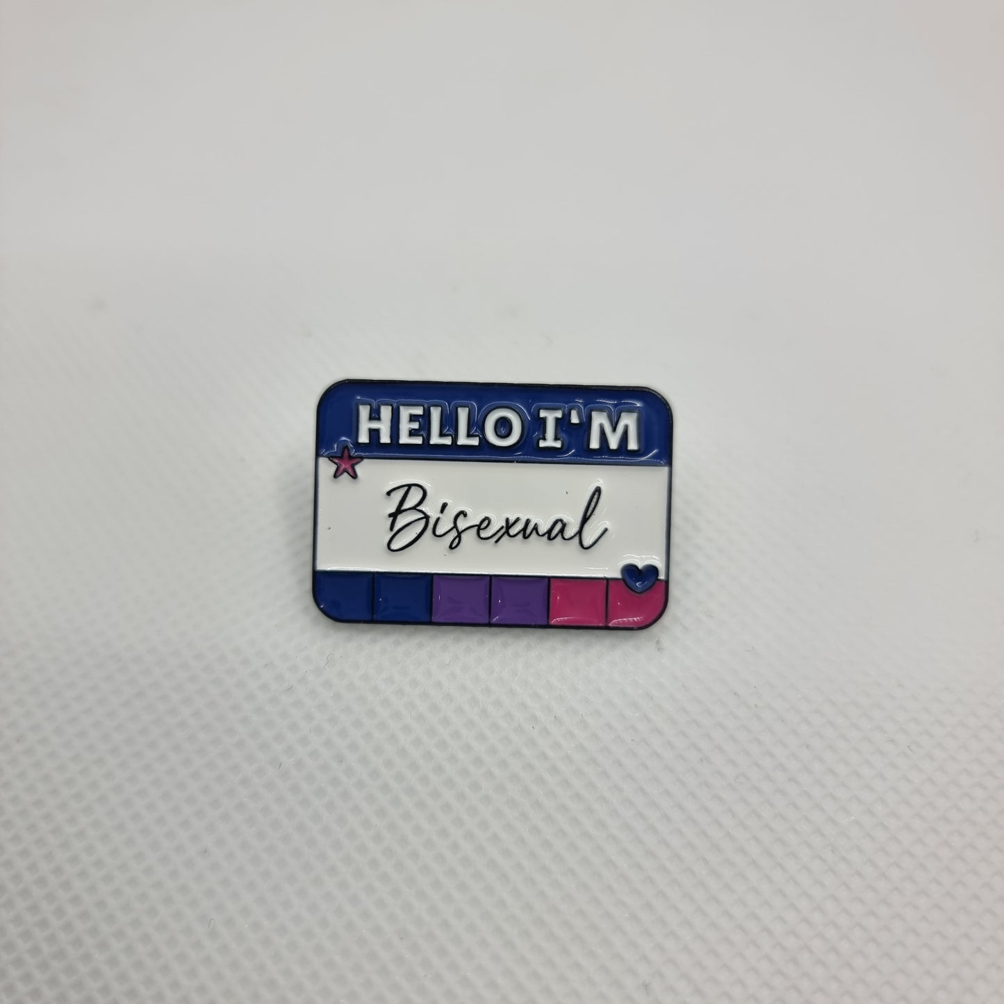 Bonjour, je suis des épingles en émail LGBT | BI Pan Asexuel Trans Gay Lesbienne Broches Insignes de Revers | Boîte de dialogue Couleur arc-en-ciel de la fierté | Épinglettes