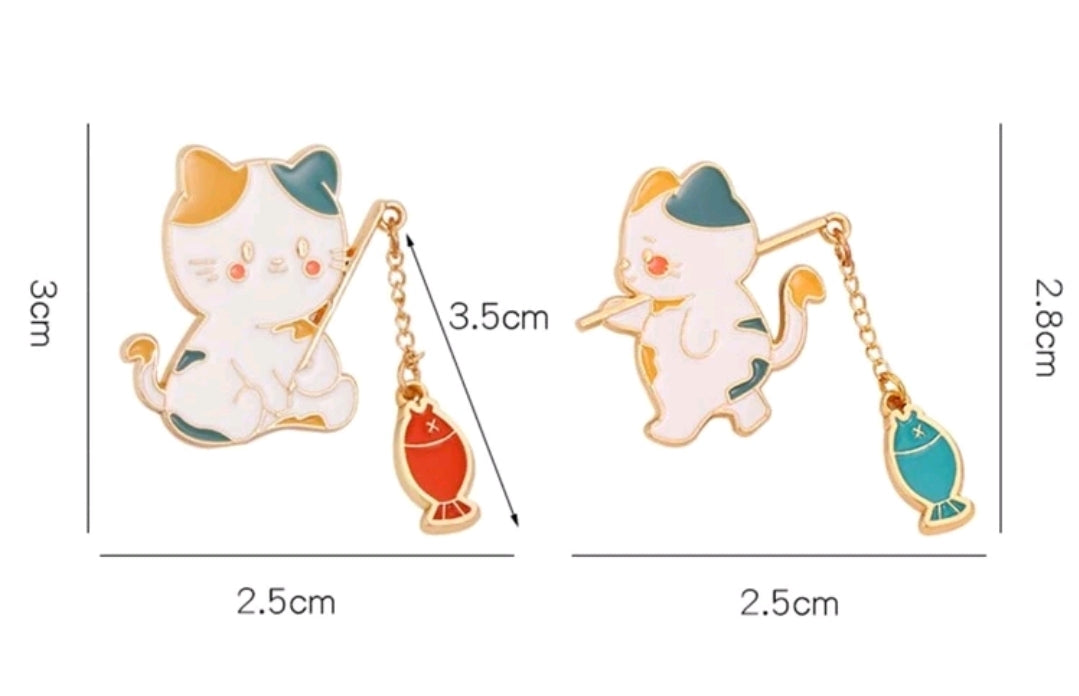 Épingle de conception de chat et de poisson