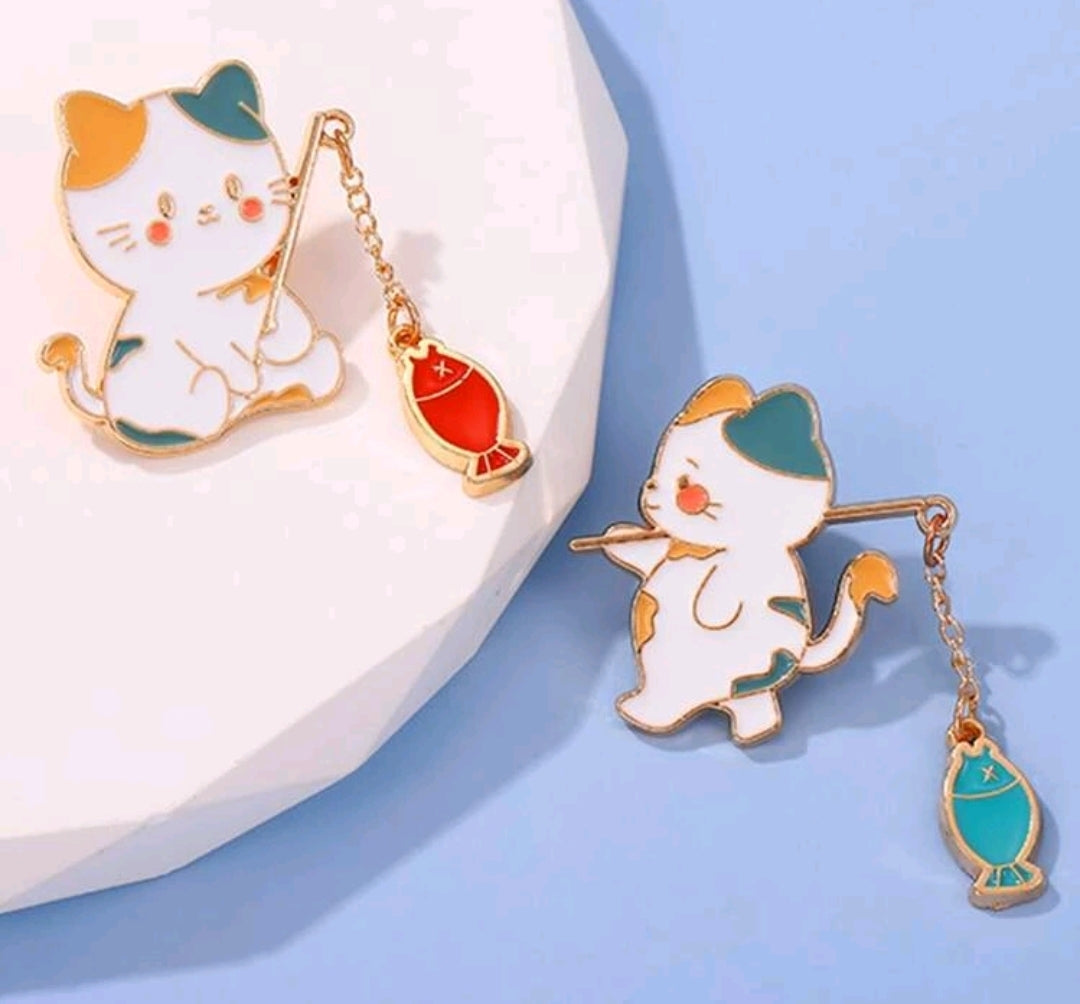 Cat & Fish design pin