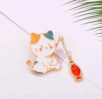Cat & Fish design pin