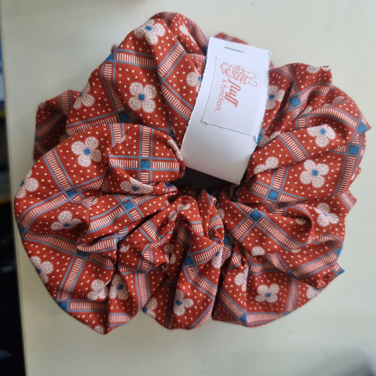Scrunchie/Enamel Pin Deal