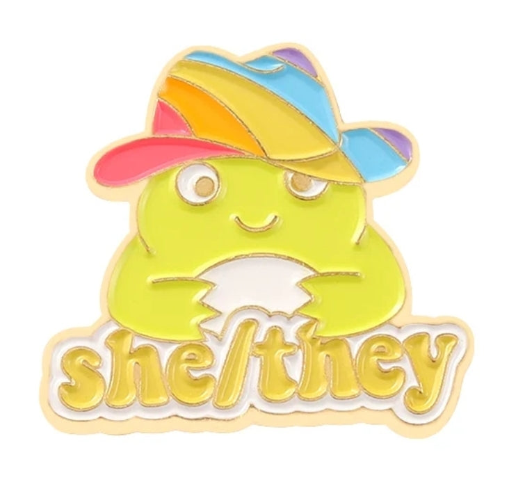 PRONOM Épingle en émail